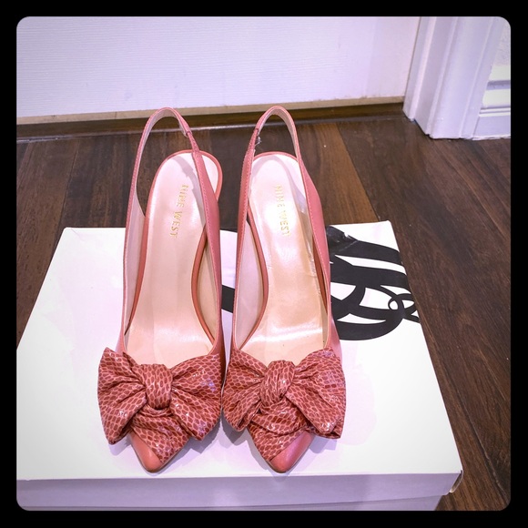Nine West Shoes - Nine West Light Pink / Mauve Leather Sling Backs with Bow - Excellent Condition
